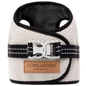 Bowl & Bone Dog Harness SOHO Cream Color Size XXXS New With Tags